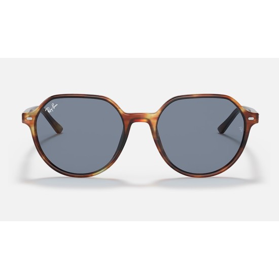 Thalia
Lenses: Blue Classic  +  Frame: Tortoise